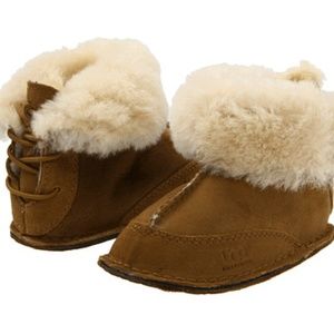 Baby Uggs, size medium
